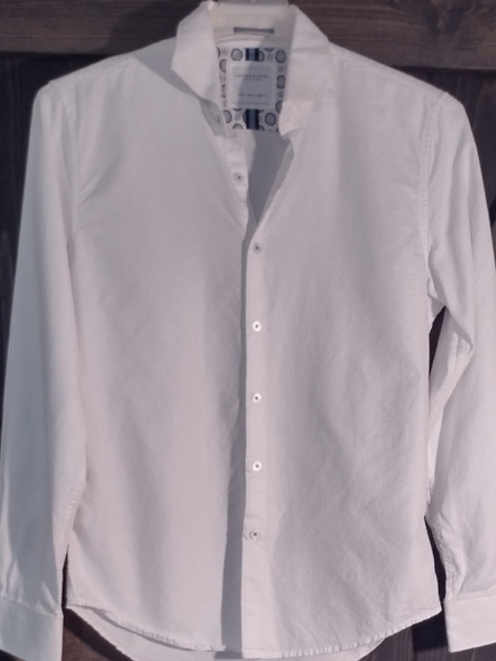 Denim & Flower Men's White Long-Sleeve Button Shirt